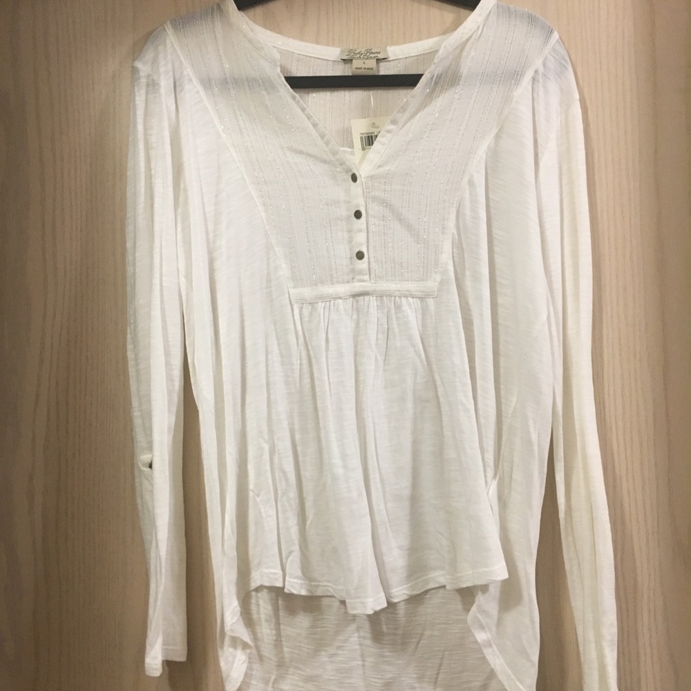 Lucky Brand Women’s top size Large in White